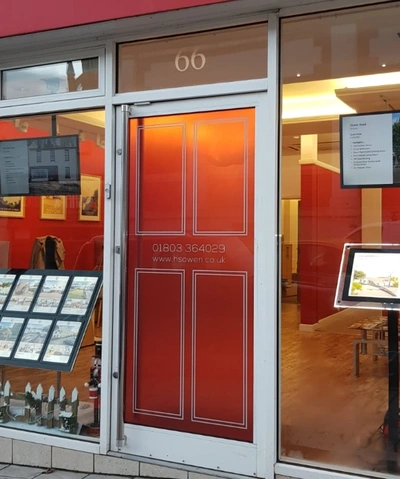 Transparent Window Graphics in use